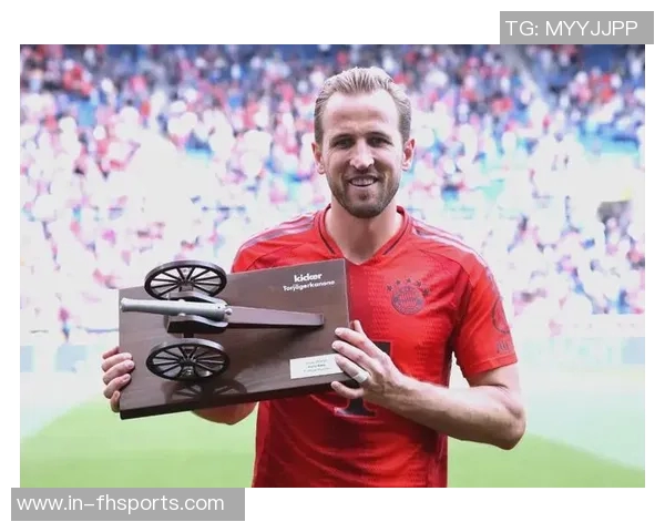 奥利塞训练时佩戴耳钉引发争议拜仁教练曾多次禁止此行为