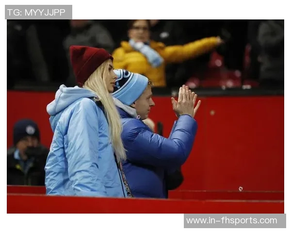 津琴科感恩球迷支持与批评一生热爱足球不变初心 津琴科感恩球迷支持与批评一生热爱足球不变初心