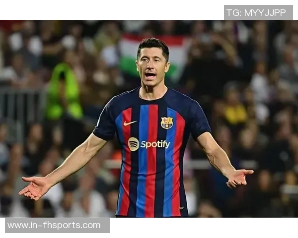 莱万收到多方邀请但仍倾向于与巴萨续约的最新动态 莱万收到多方邀请但仍倾向于与巴萨续约的最新动态